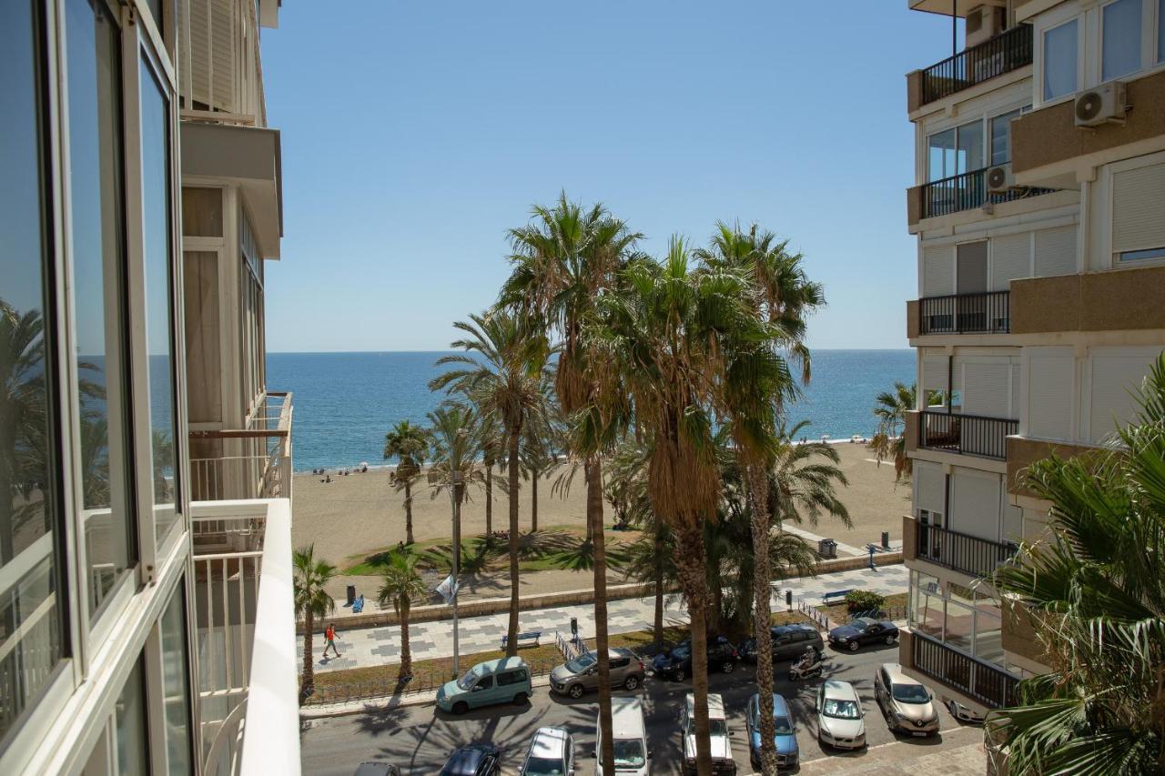 C1 - Seaside Malagueta Central Apartment マラガ エクステリア 写真